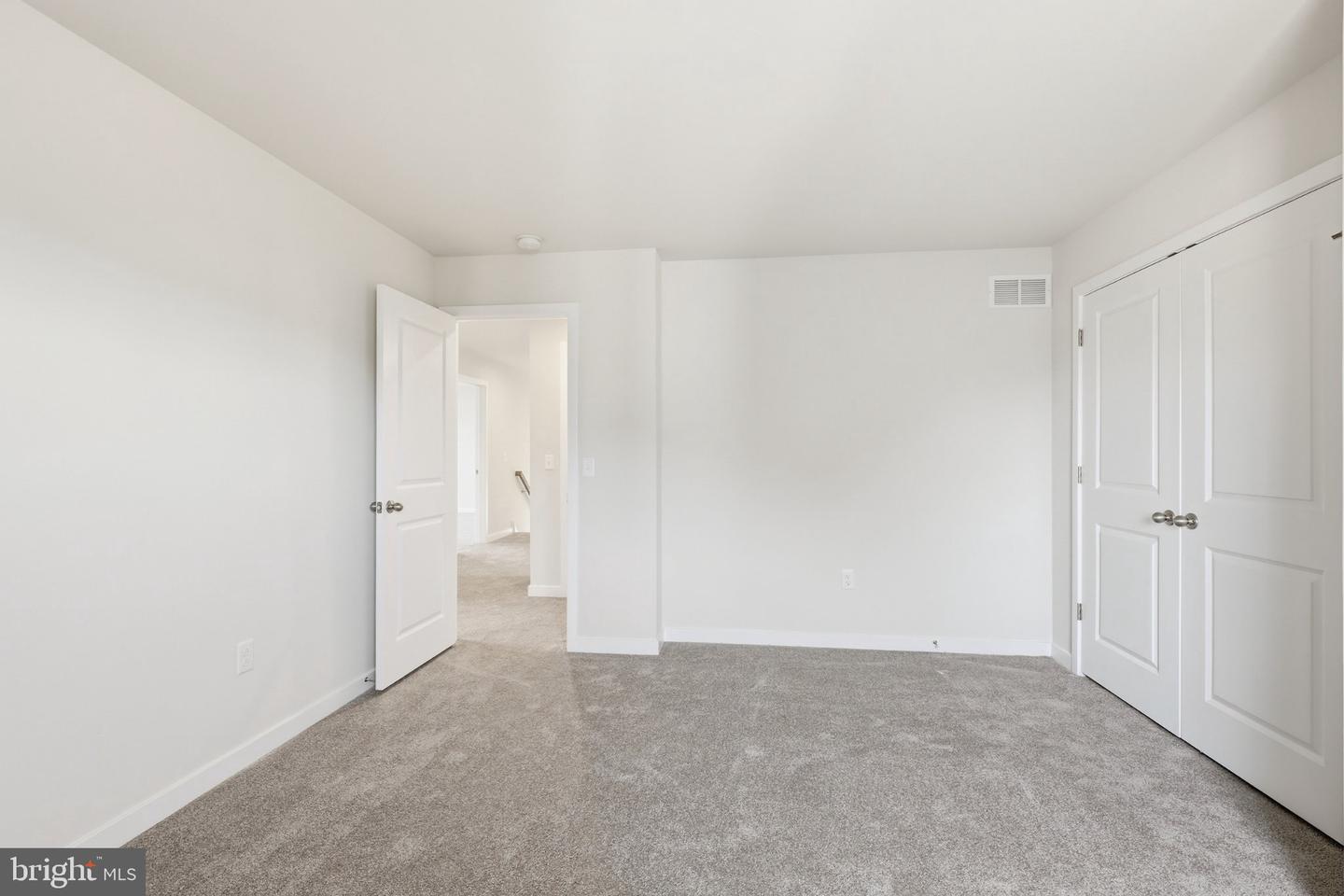 91 Farleigh Dr Property Photo 35