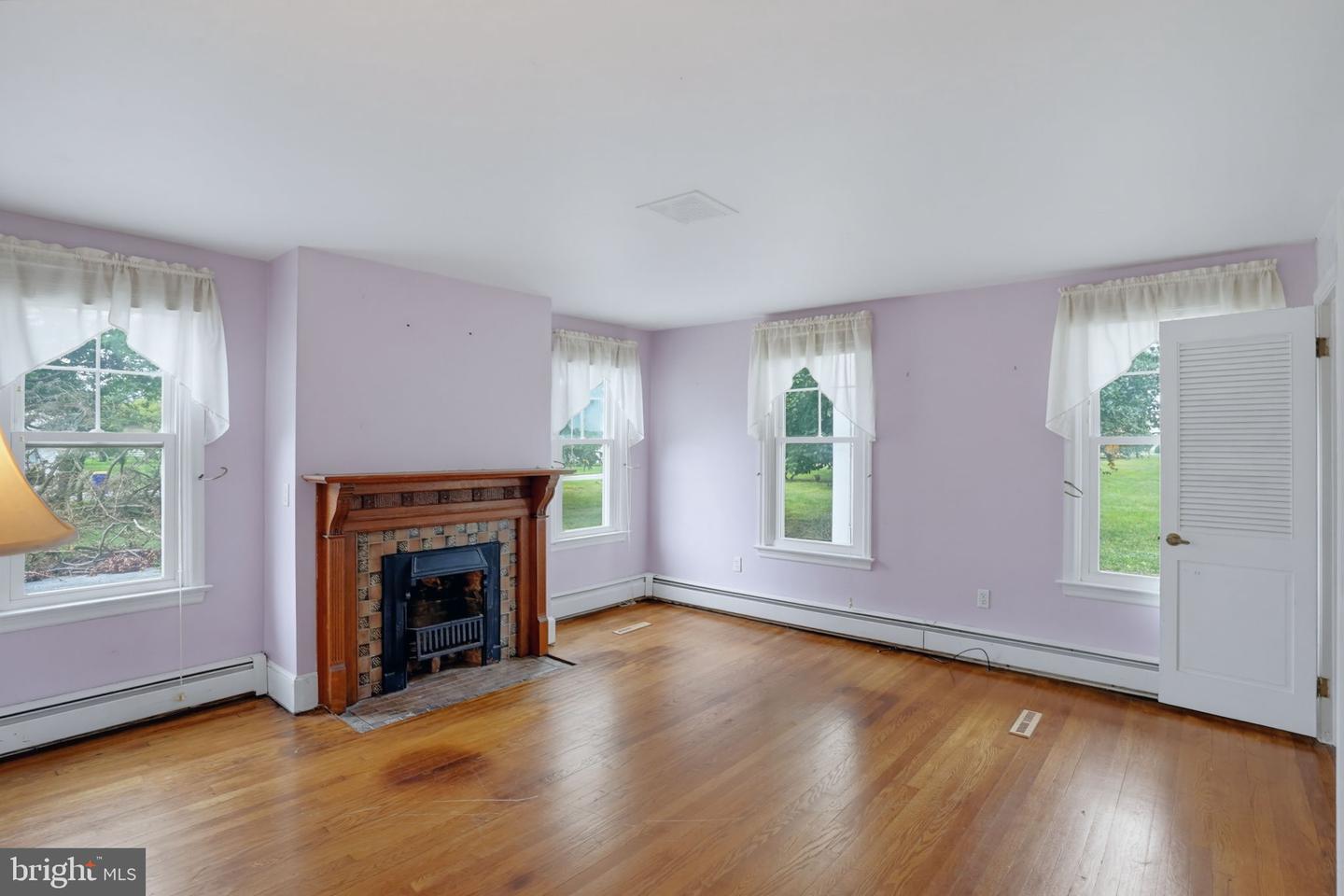 3886 Brenford Rd Property Photo 20