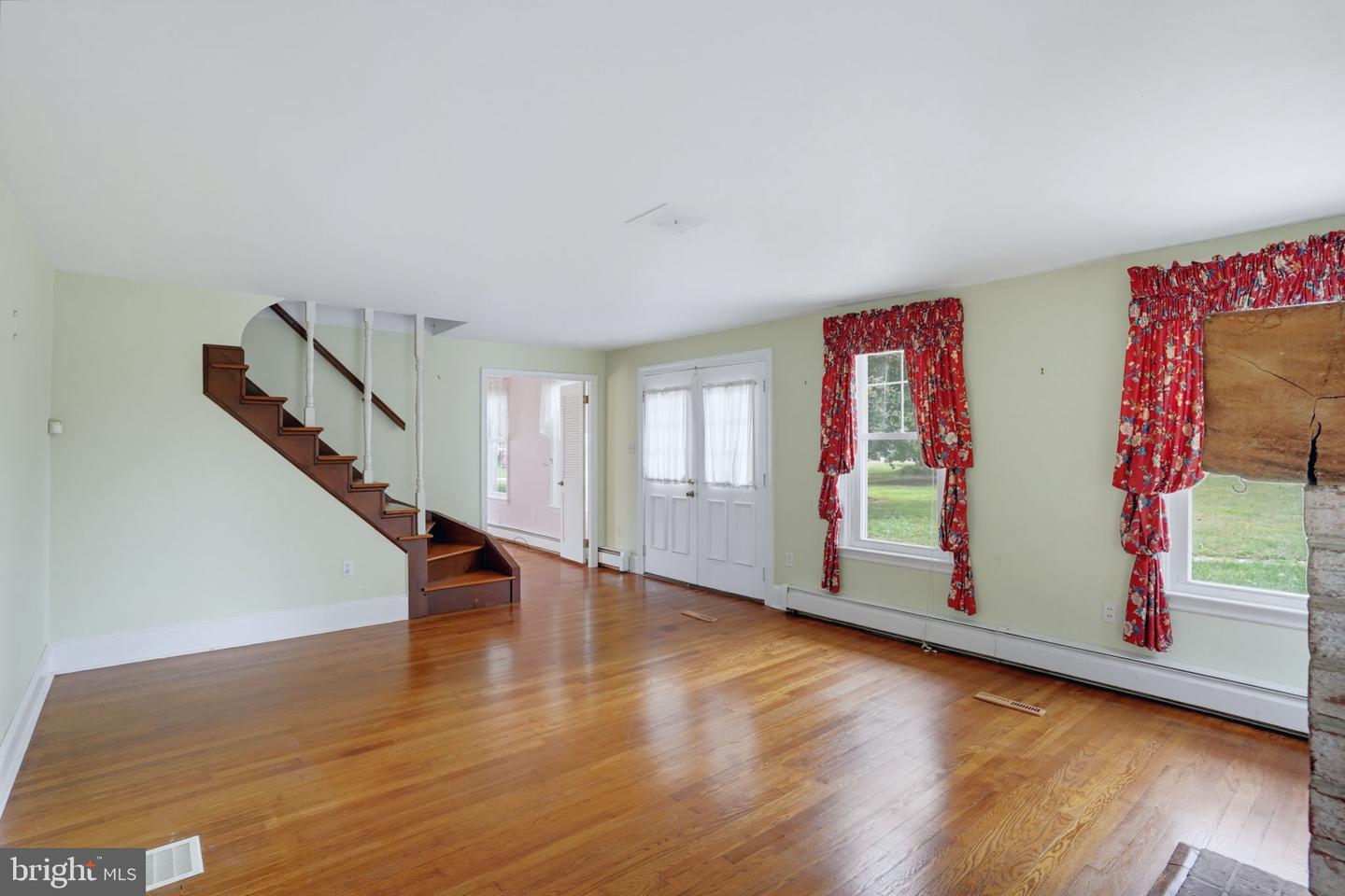 3886 Brenford Rd Property Photo 25