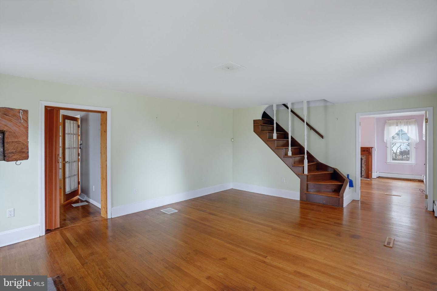 3886 Brenford Rd Property Photo 26
