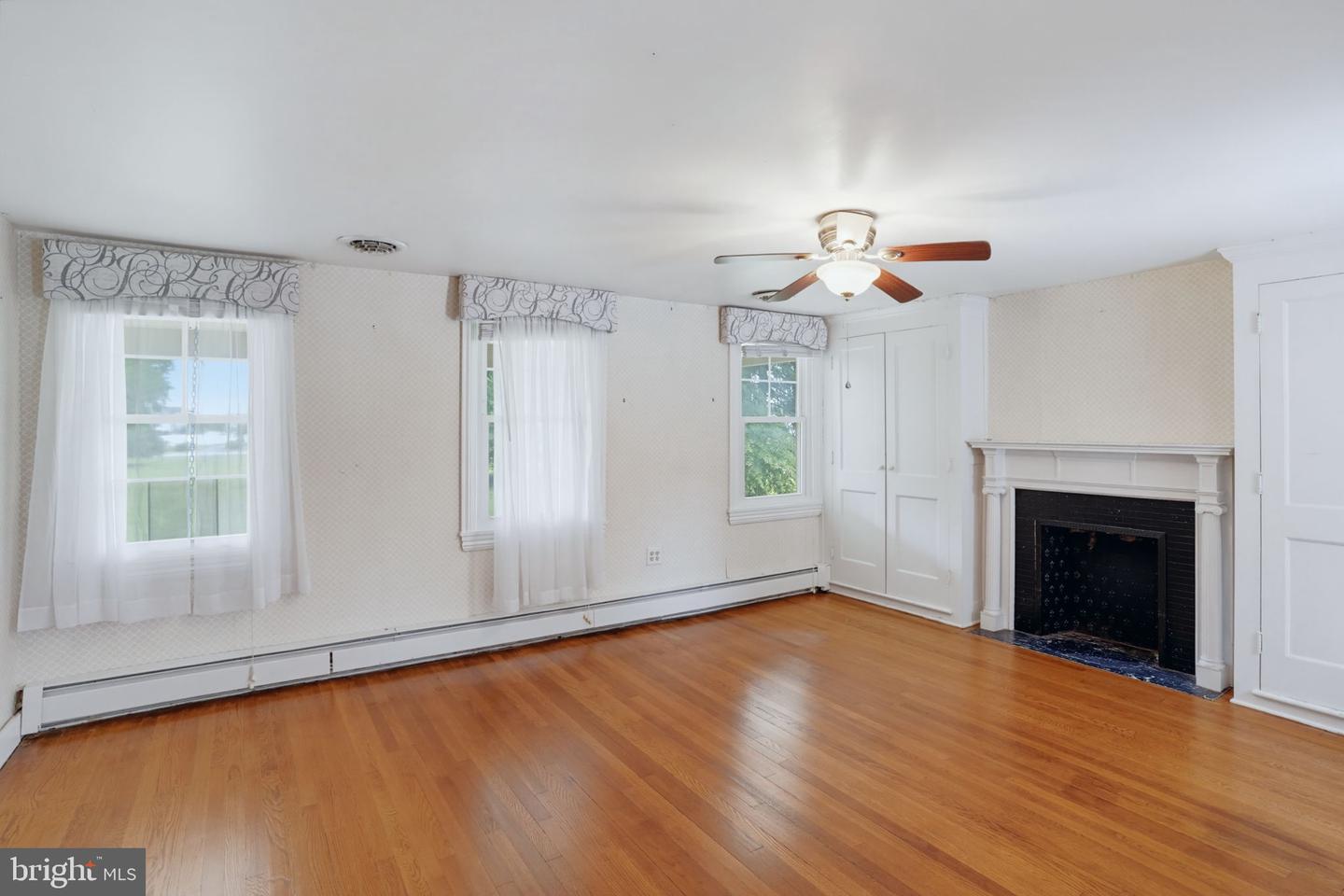 3886 Brenford Rd Property Photo 45