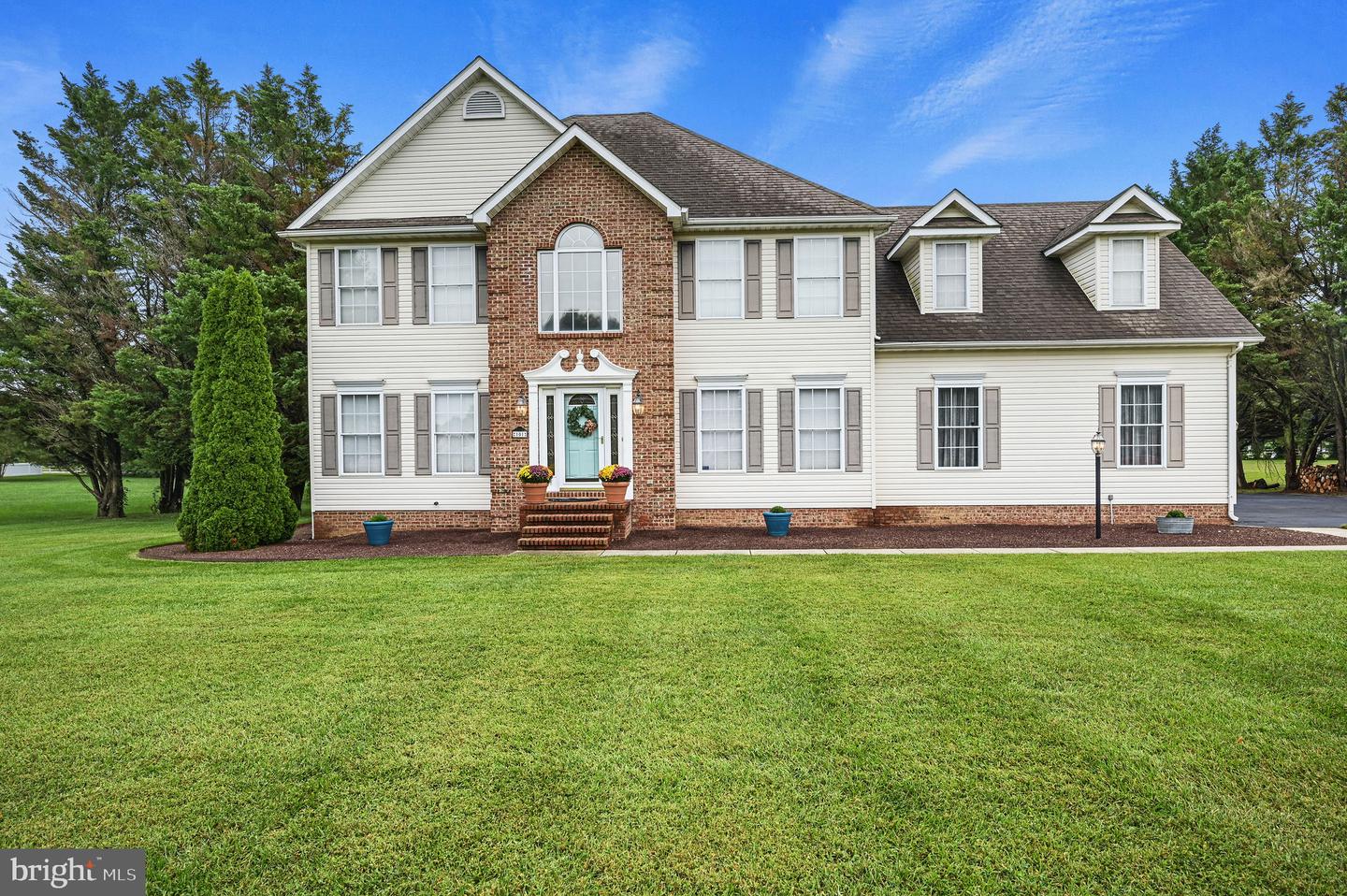 101 Thornhill Ct Ct Property Photo 1