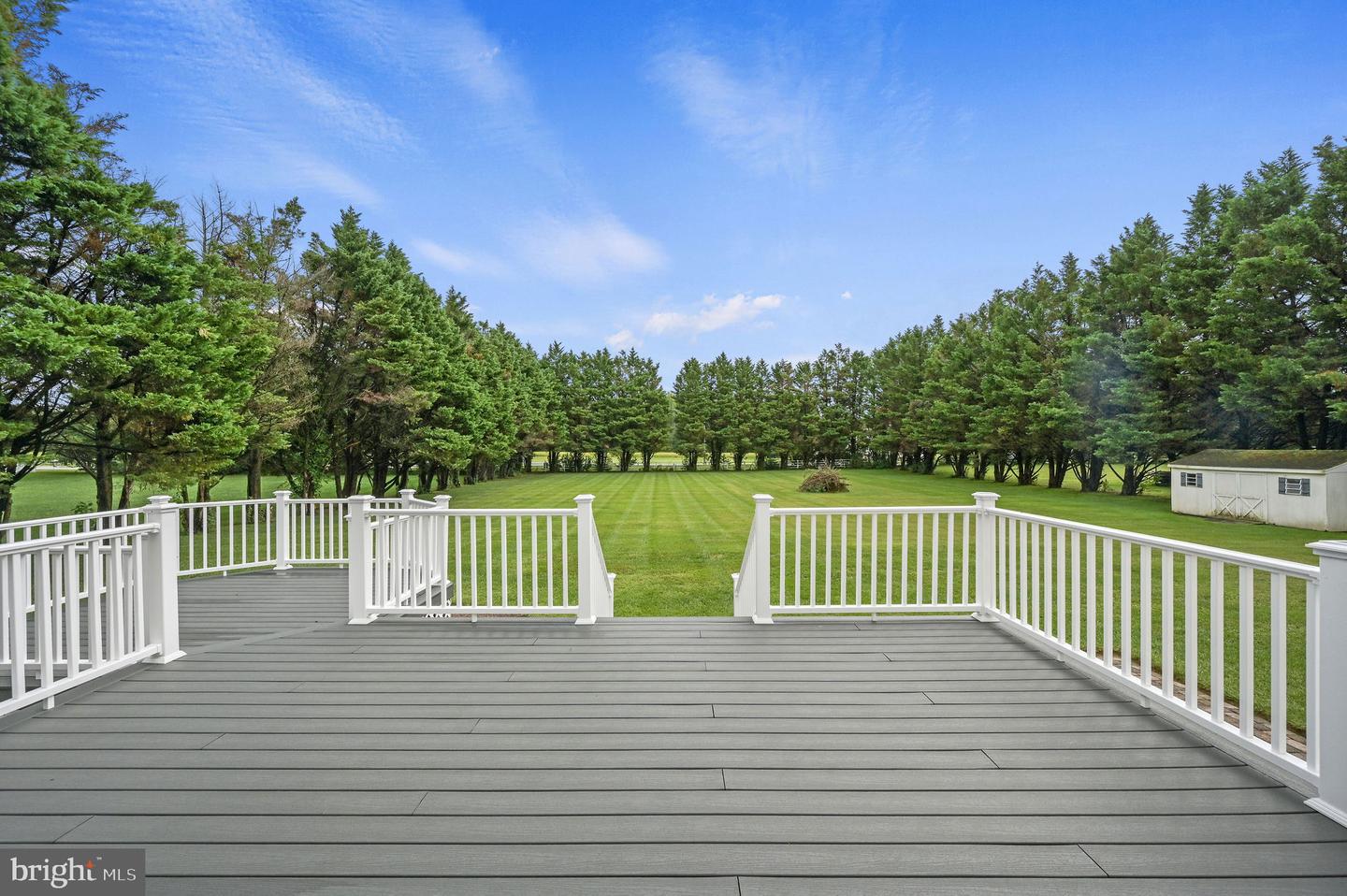 101 Thornhill Ct Ct Property Photo 23