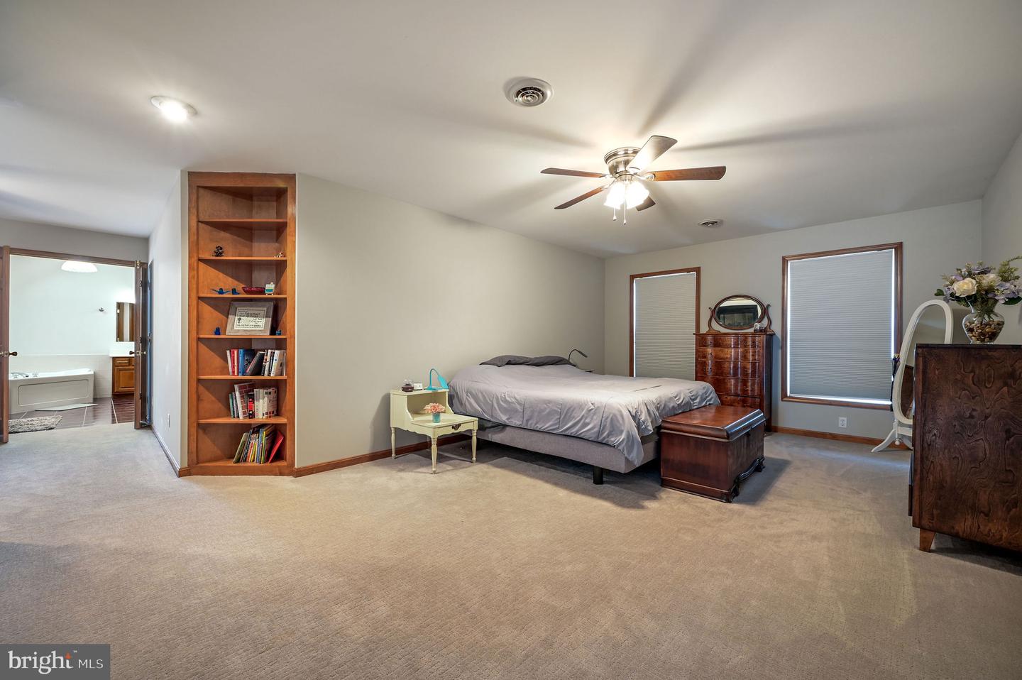 101 Thornhill Ct Ct Property Photo 27