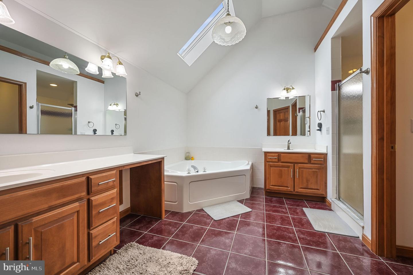 101 Thornhill Ct Ct Property Photo 30
