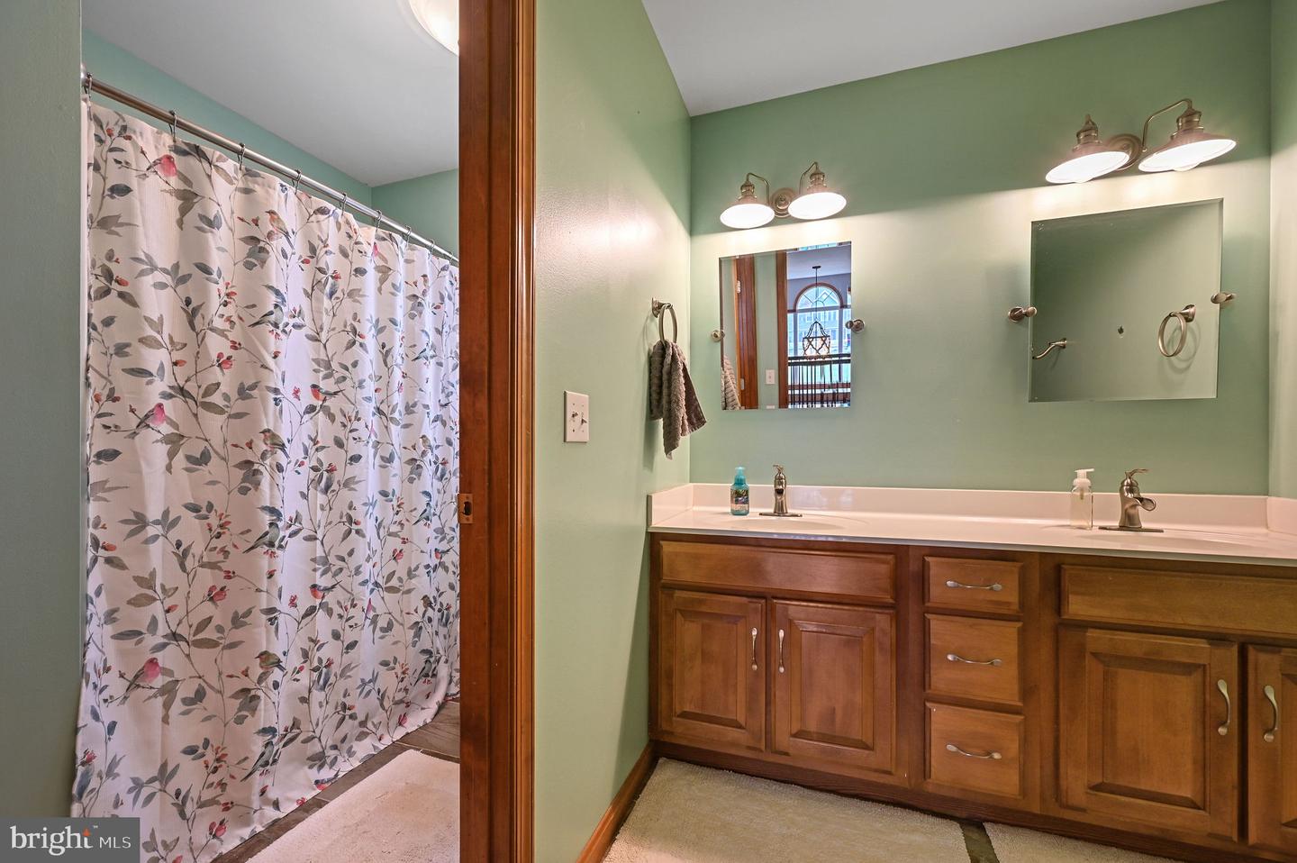 101 Thornhill Ct Ct Property Photo 36