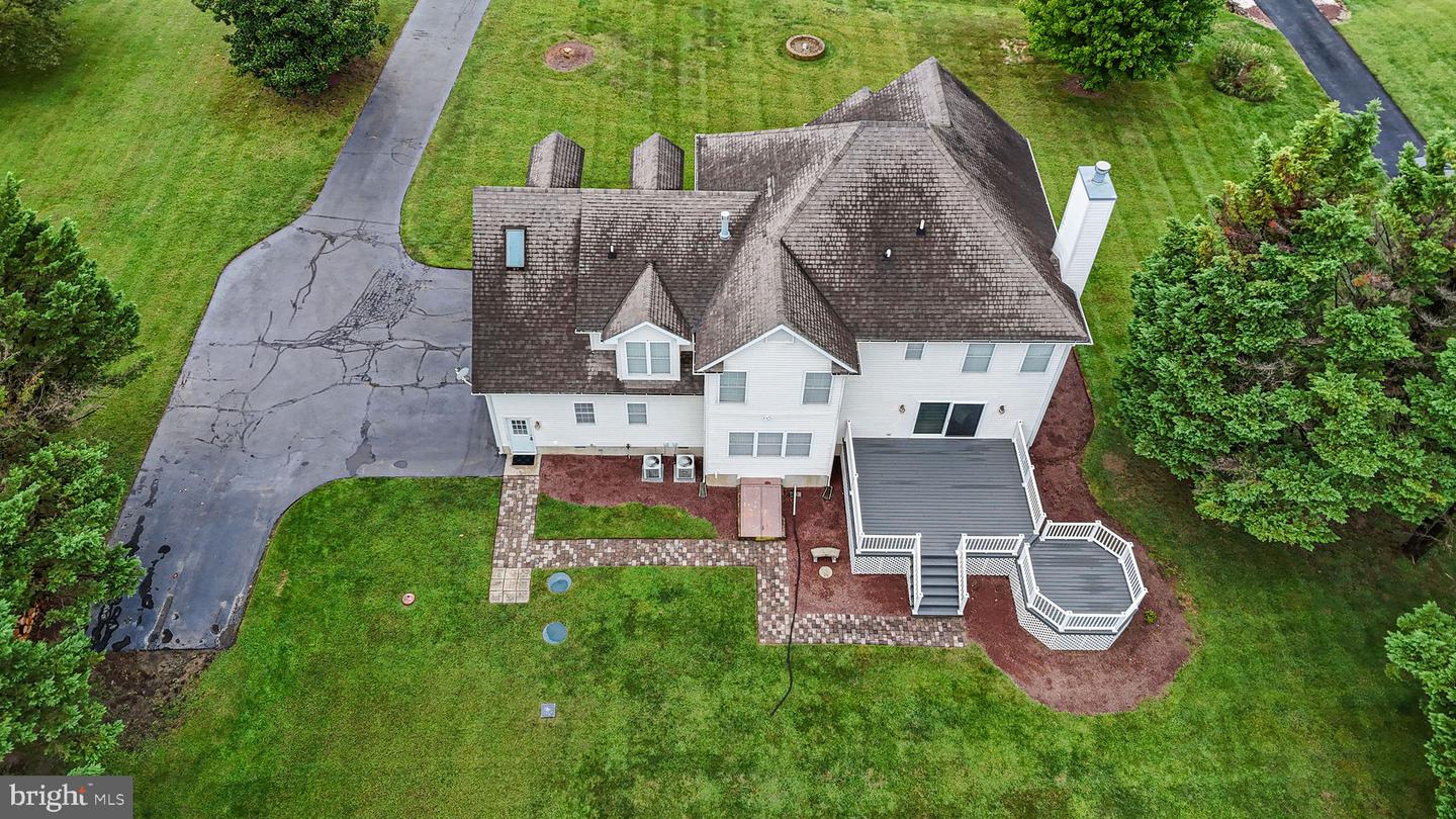 101 Thornhill Ct Ct Property Photo 40