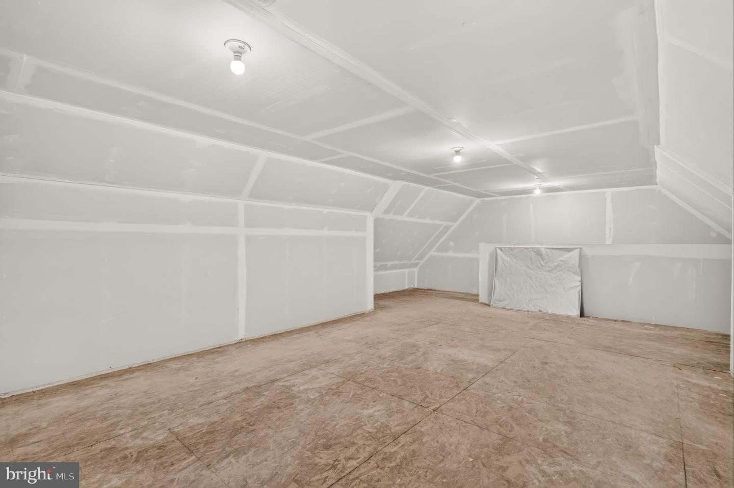 877 Virdin Dr Property Photo 35