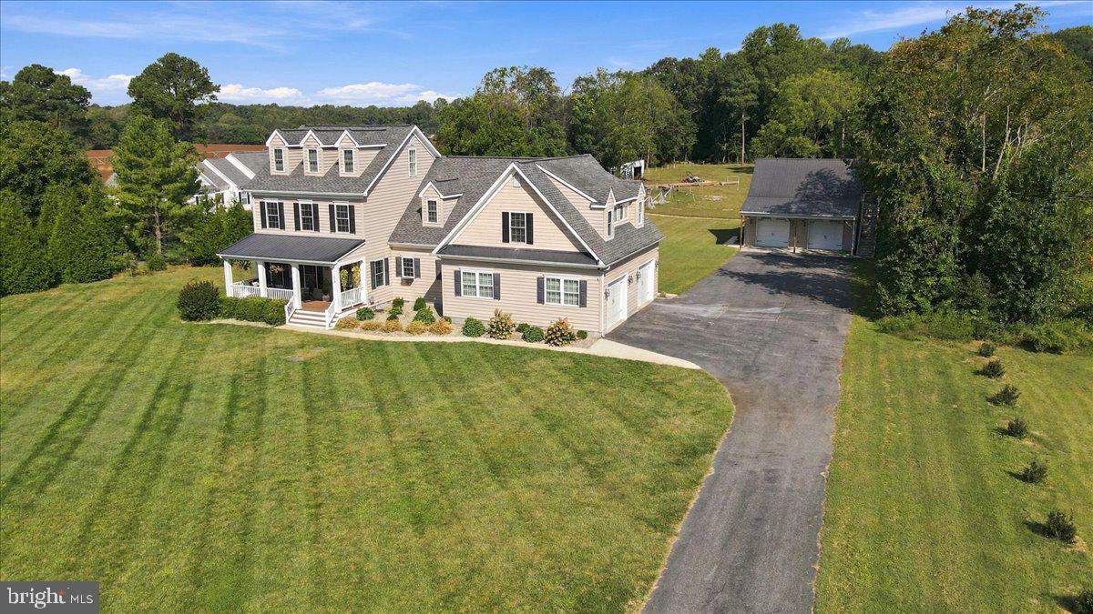 275 Bloomfield Dr Property Photo 1
