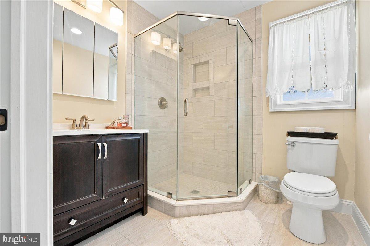 275 Bloomfield Dr Property Photo 26