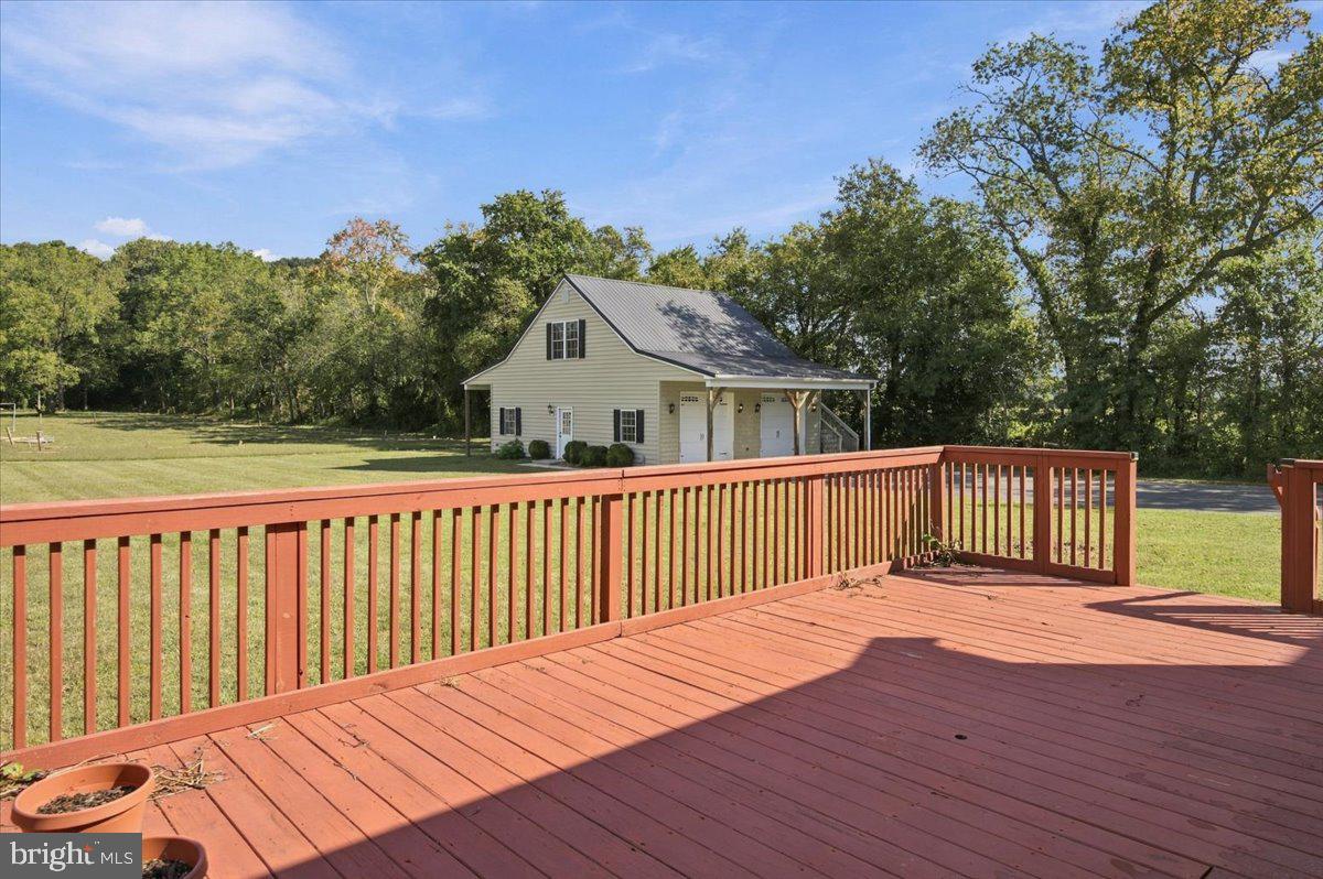 275 Bloomfield Dr Property Photo 41
