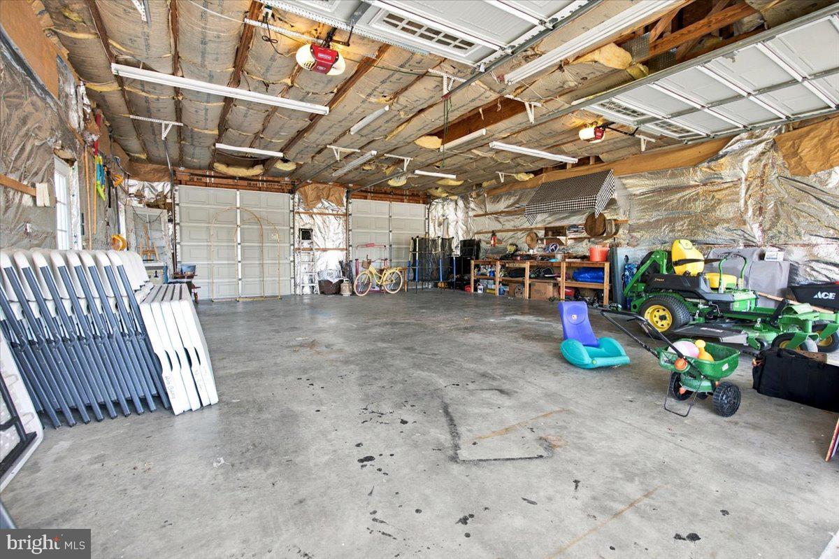 275 Bloomfield Dr Property Photo 45