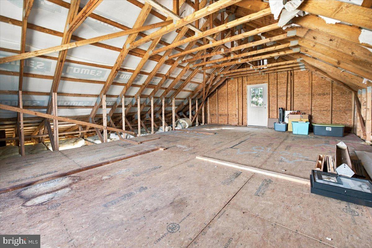 275 Bloomfield Dr Property Photo 46
