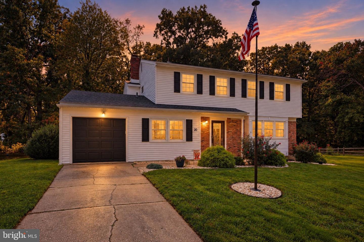 20 MERION CT Property Photo 1