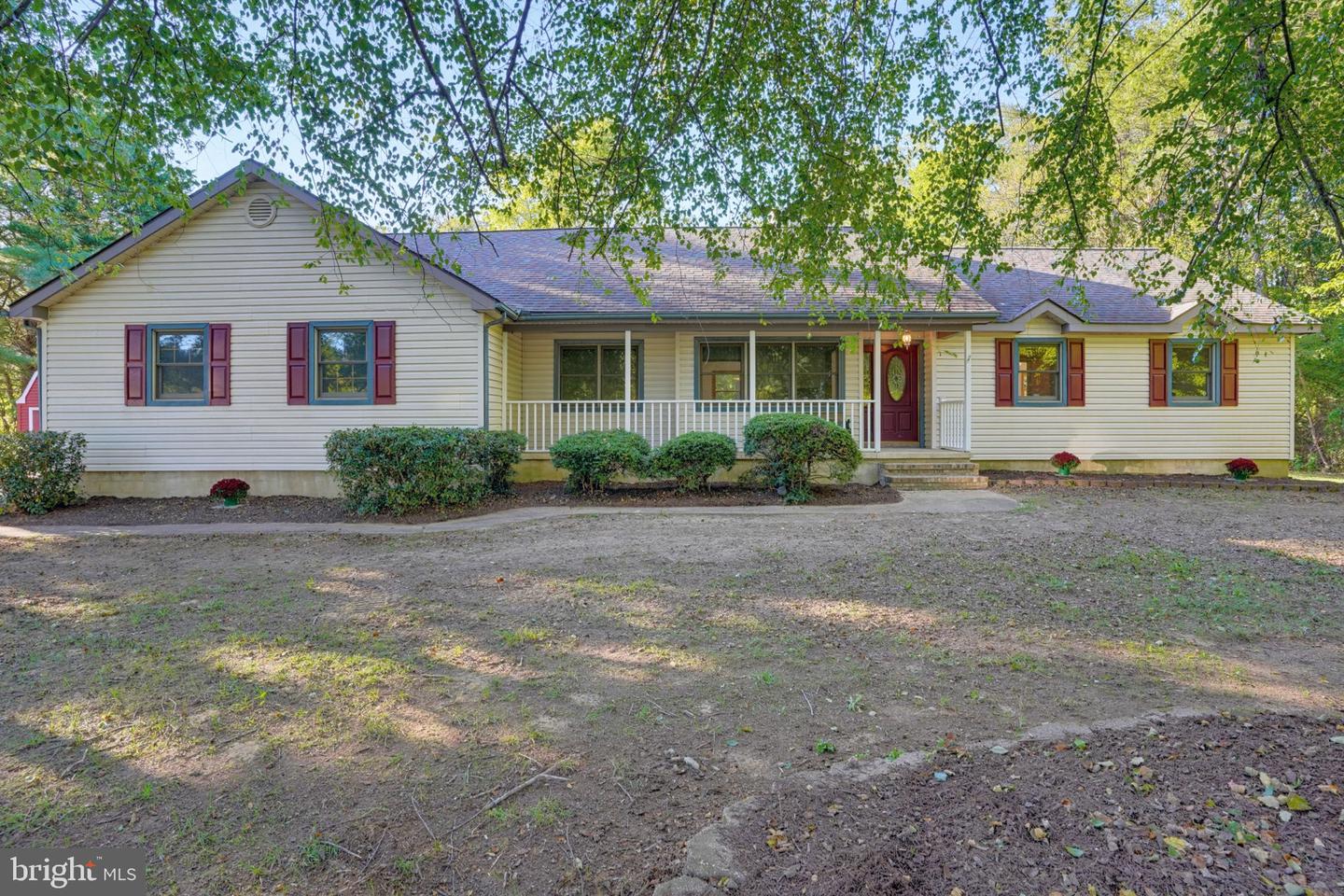 124 PICKWICK BLVD Property Photo 1