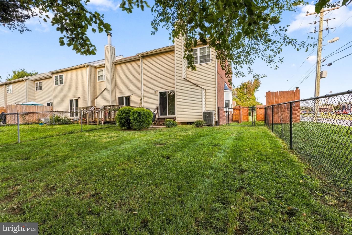 101 Meeting House Ln Property Photo 42