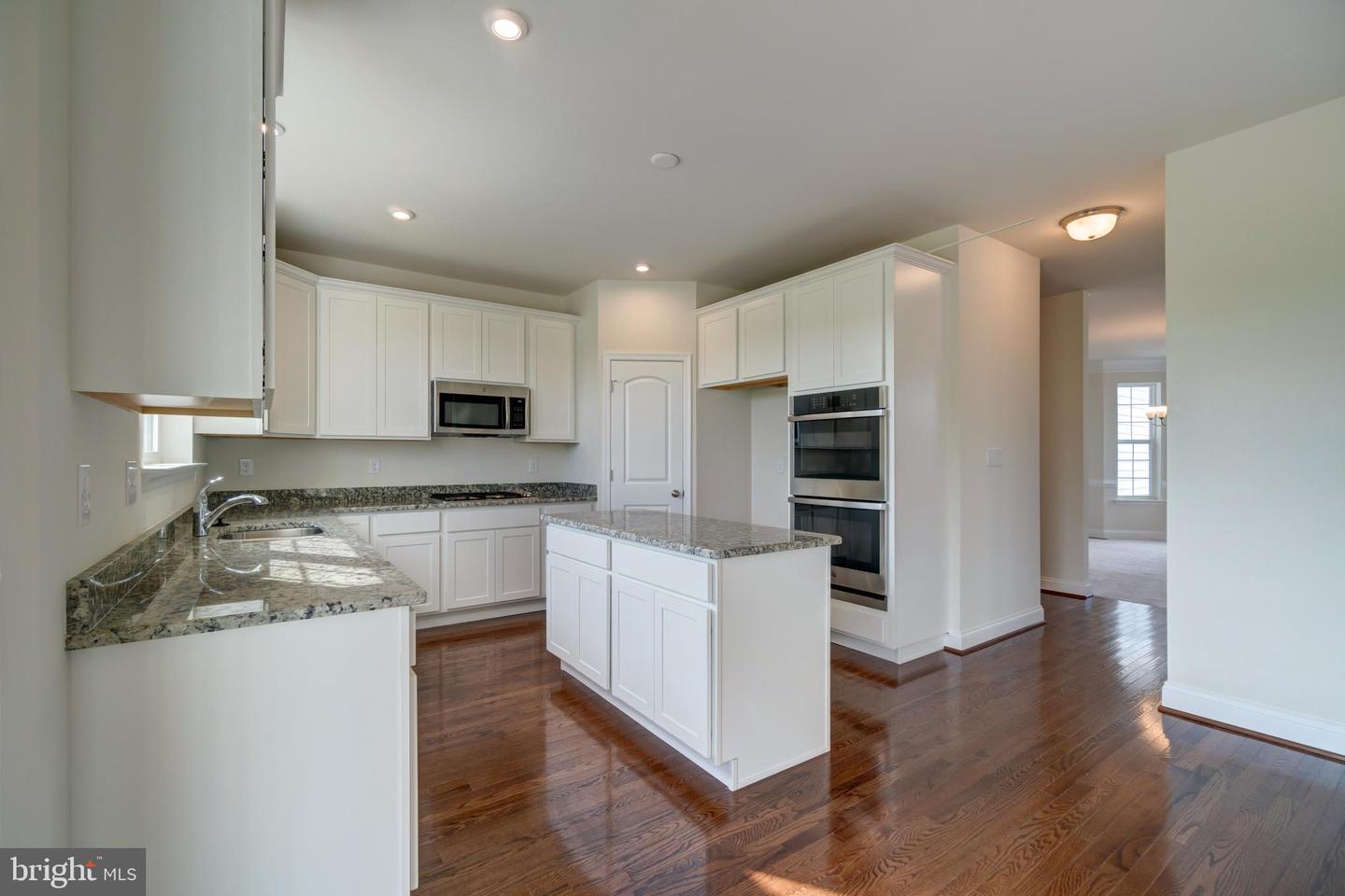 1153 Charleston Cir #legend Property Photo 8