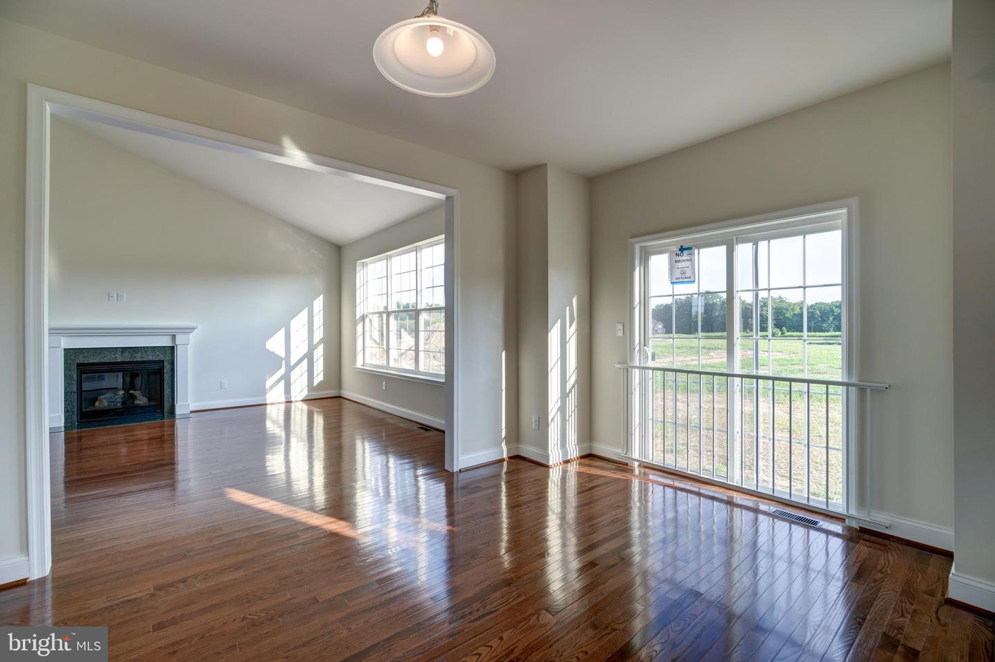 1153 Charleston Cir #legend Property Photo 10