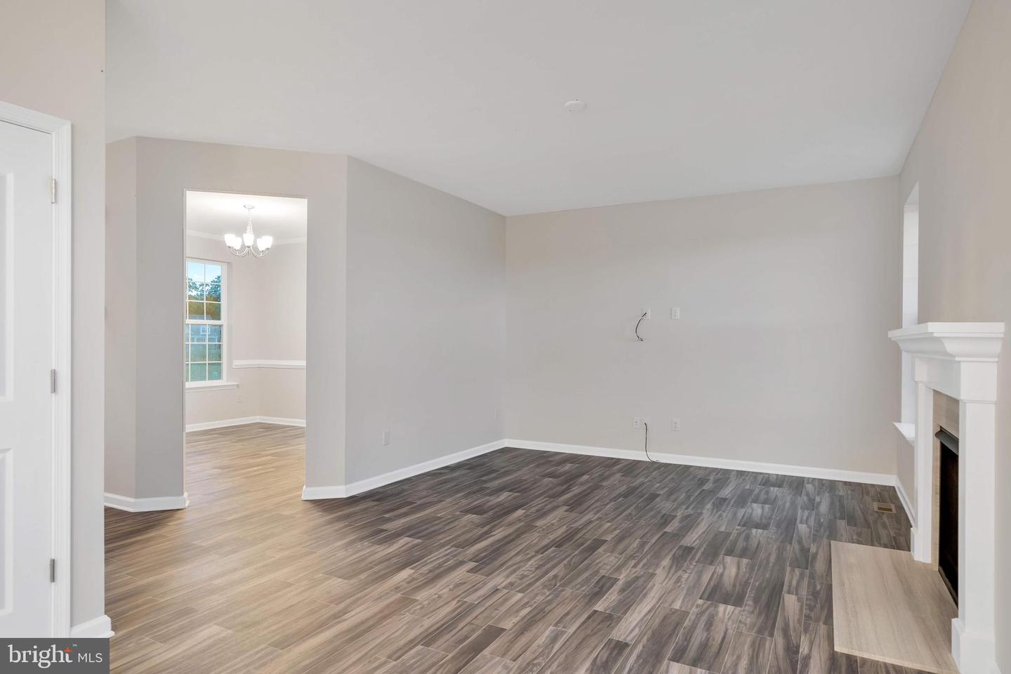 1153 Charleston Cir #berkshire Property Photo 10