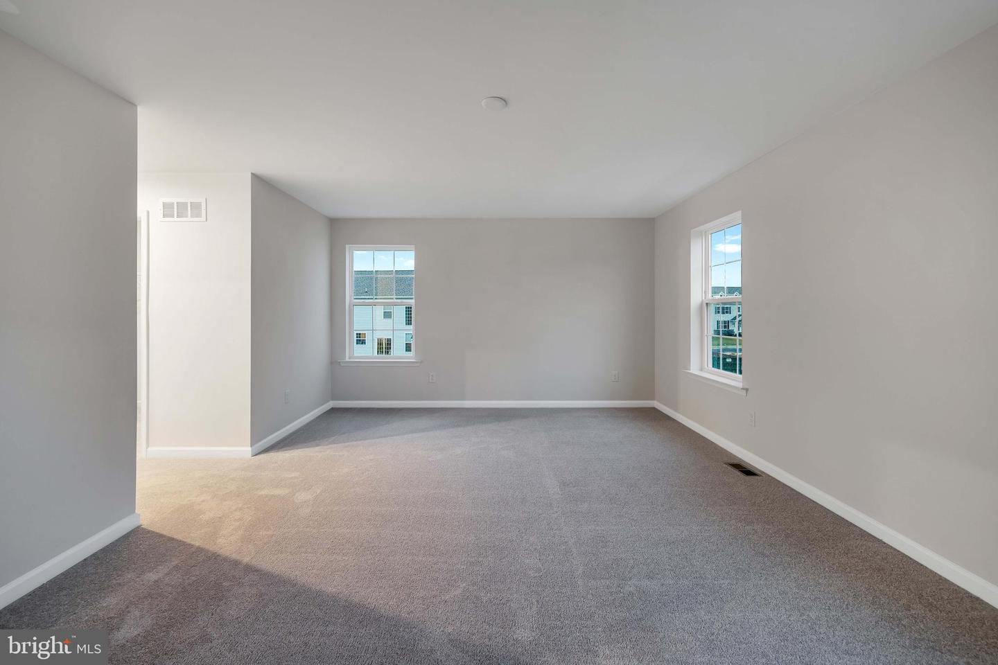 1153 Charleston Cir #berkshire Property Photo 11