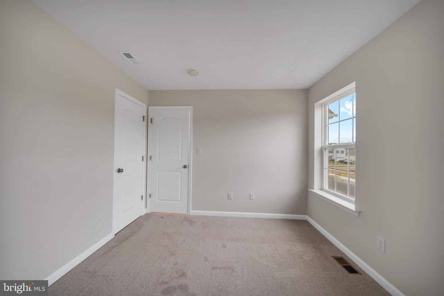 1153 Charleston Cir #berkshire Property Photo 14