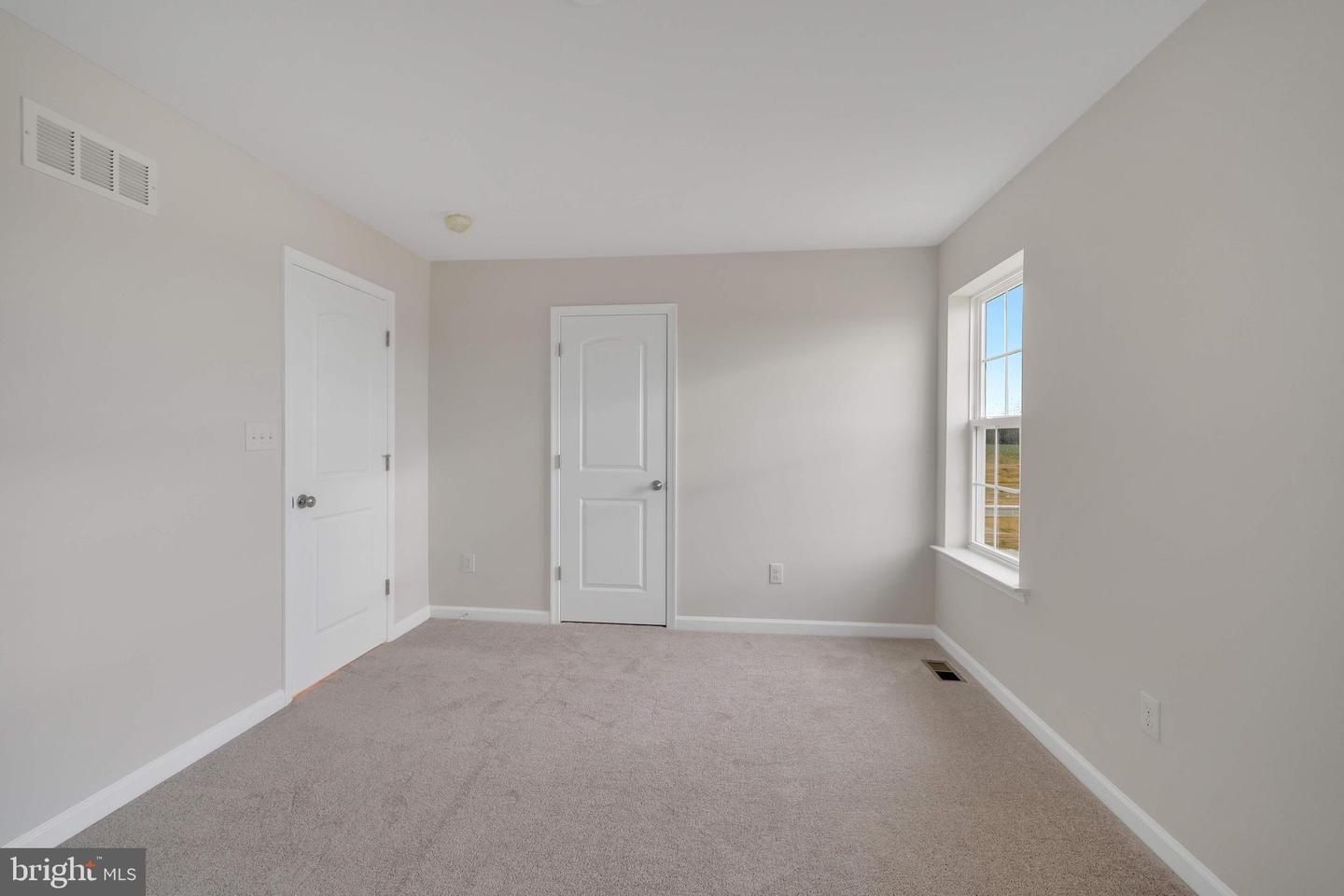 1153 Charleston Cir #berkshire Property Photo 16