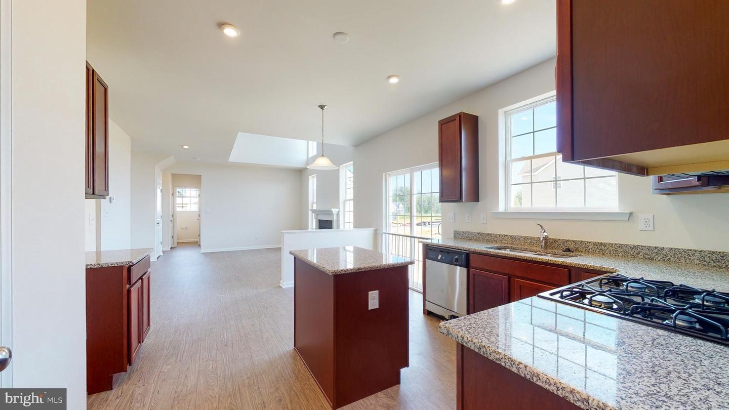 1153 Charleston Cir #charleston Property Photo 6
