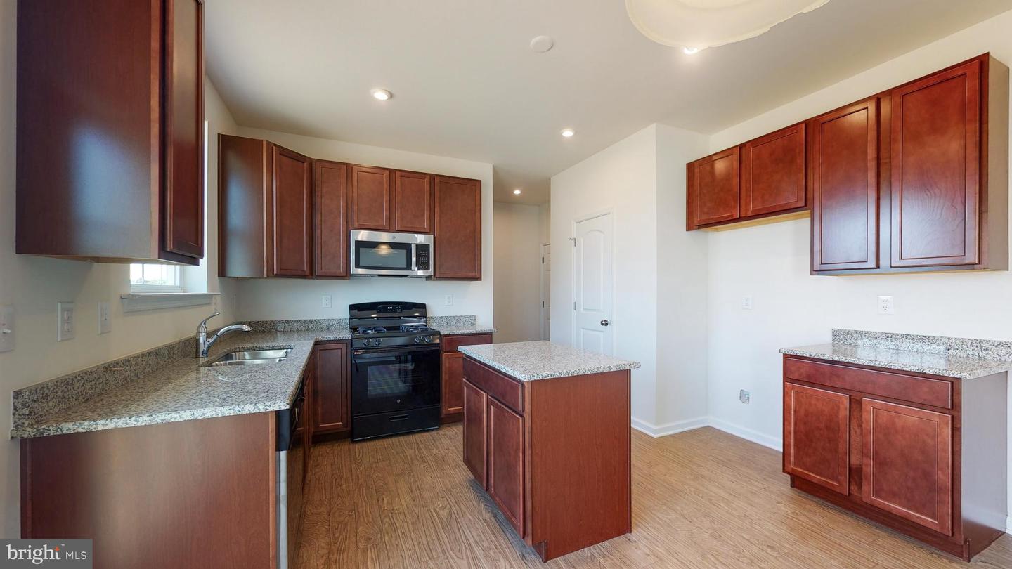 1153 Charleston Cir #charleston Property Photo 7