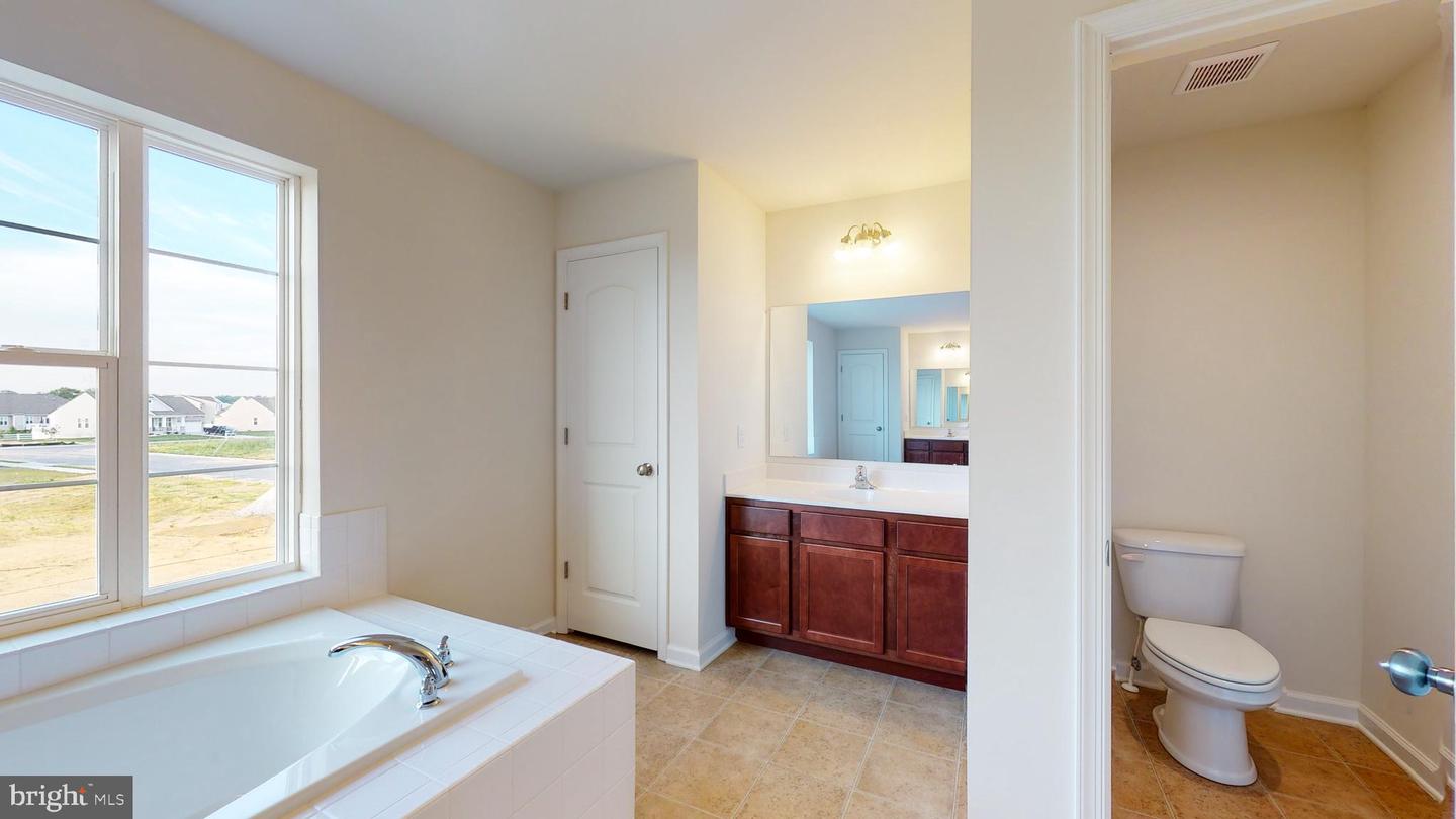 1153 Charleston Cir #charleston Property Photo 15
