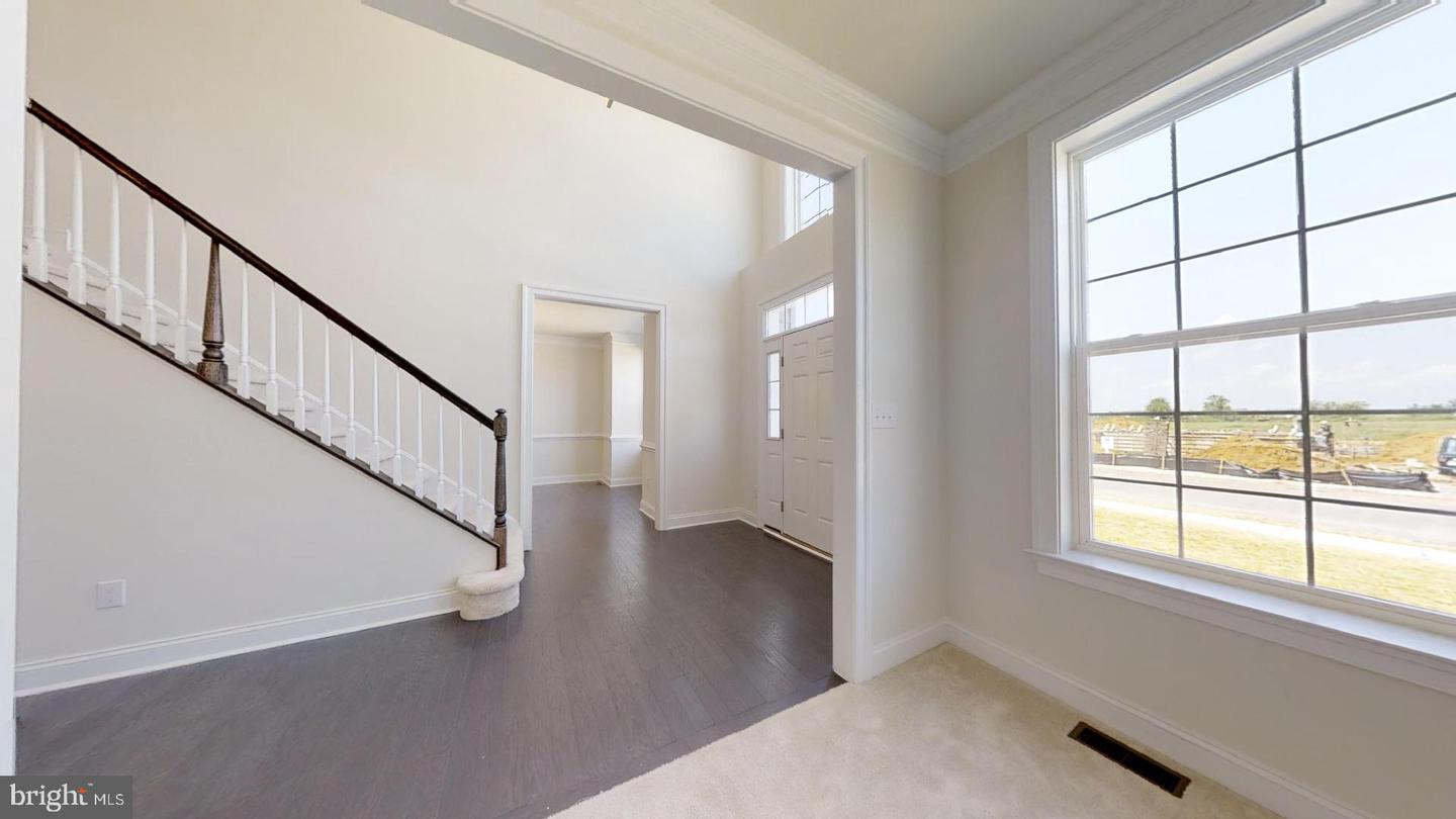 1153 Charleston Cir #gladwyn Property Photo 3
