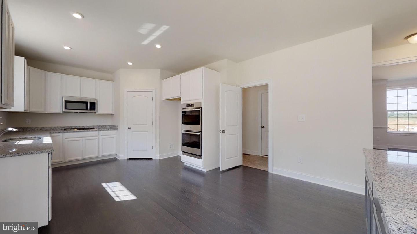 1153 Charleston Cir #gladwyn Property Photo 13