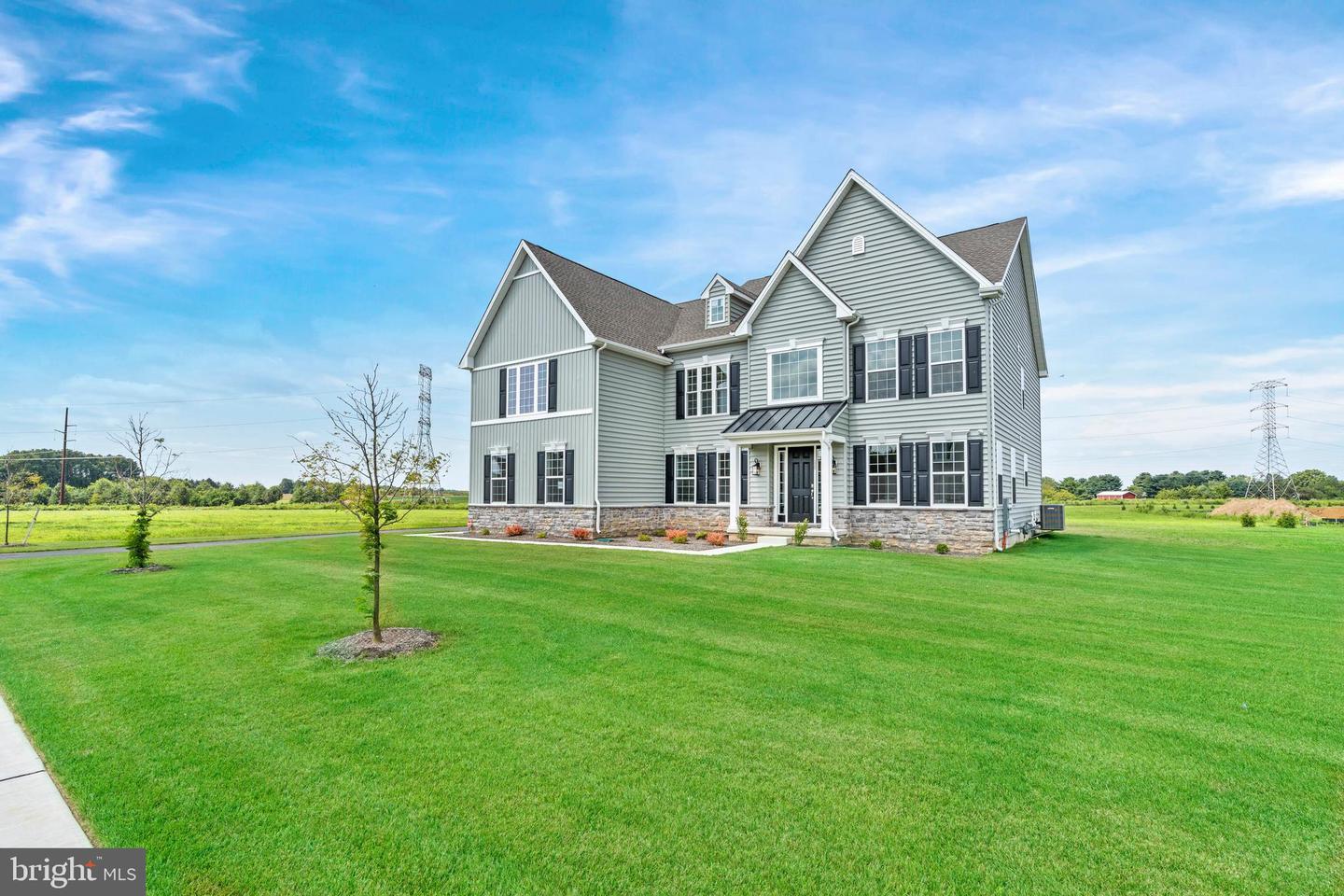 273 Abbotsford Dr #philadelphian Grand Property Photo 2