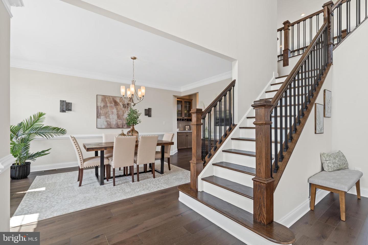 273 Abbotsford Dr #philadelphian Grand Property Photo 8