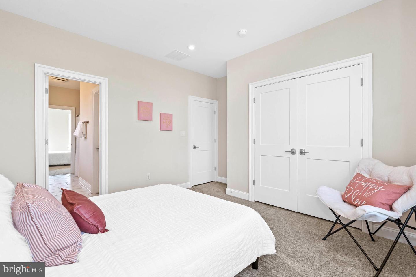 273 Abbotsford Dr #philadelphian Grand Property Photo 49
