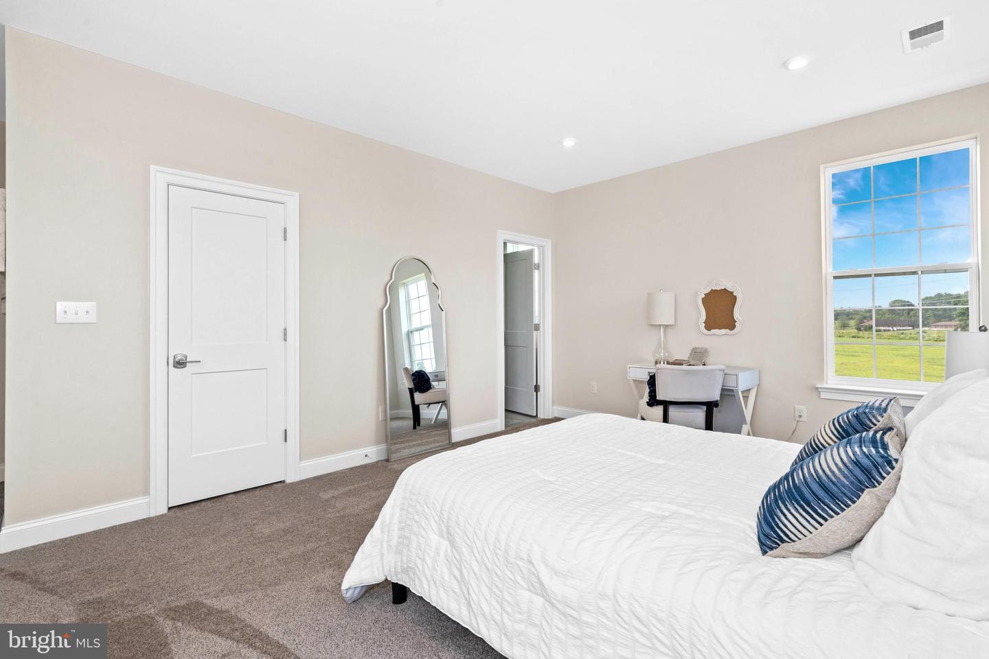 273 Abbotsford Dr #philadelphian Grand Property Photo 55