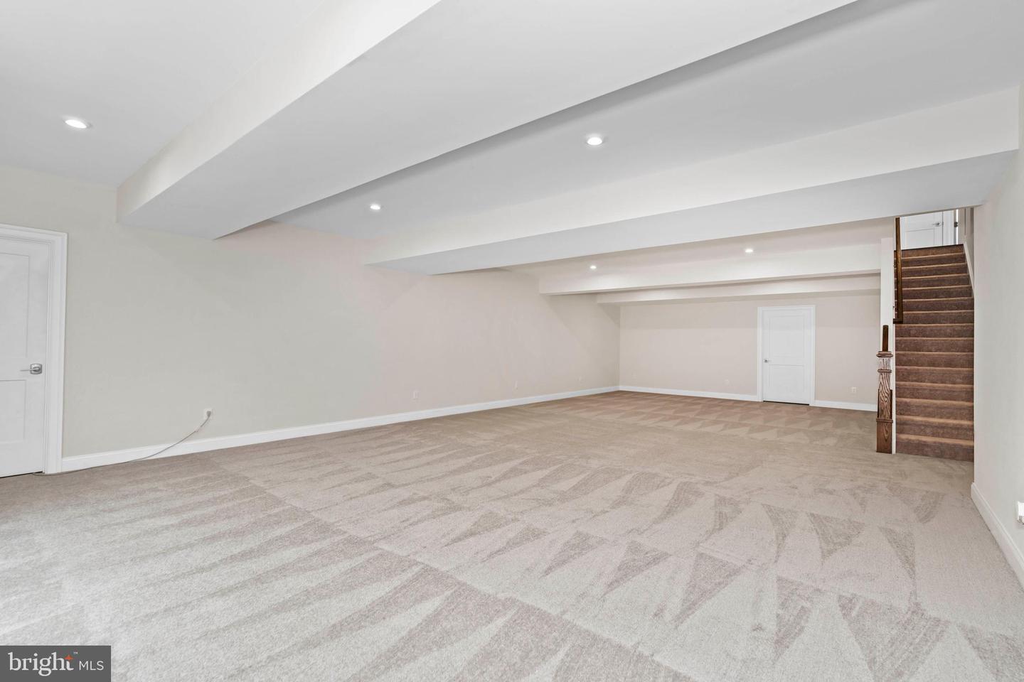 273 Abbotsford Dr #philadelphian Grand Property Photo 61