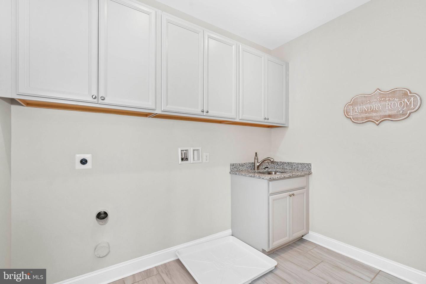 273 Abbotsford Dr #philadelphian Grand Property Photo 64