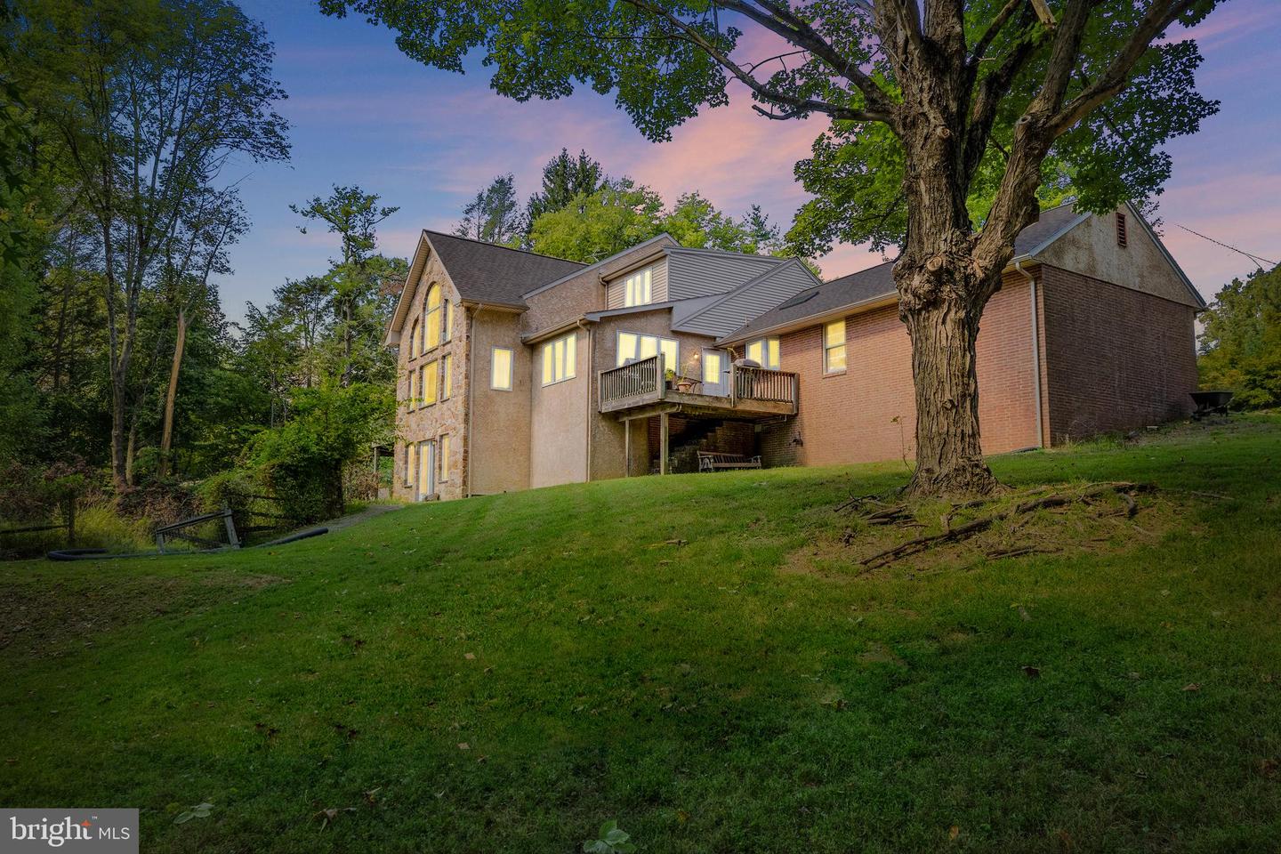 9 Walnut Ridge Rd Property Photo 2