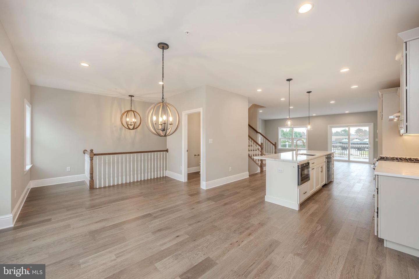 4811 Hogan Dr #3 Property Photo 8