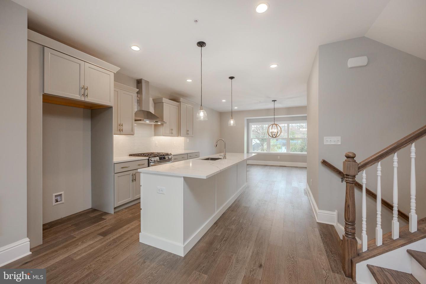 4811 Hogan Dr #3 Property Photo 9