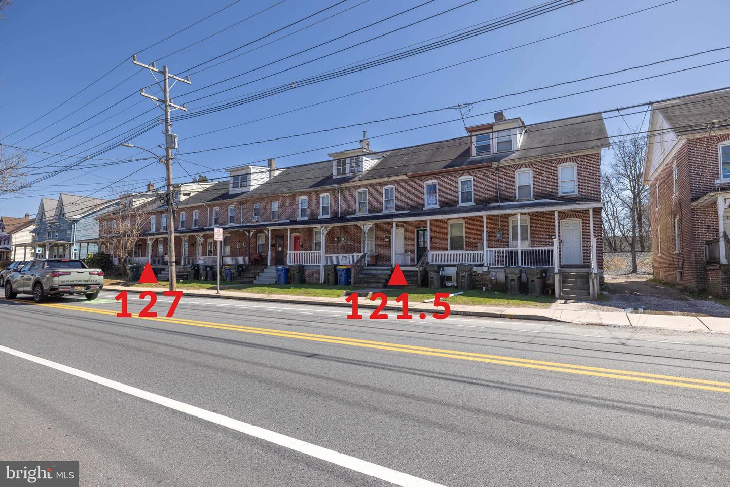 127 E Cleveland Ave Property Photo 2