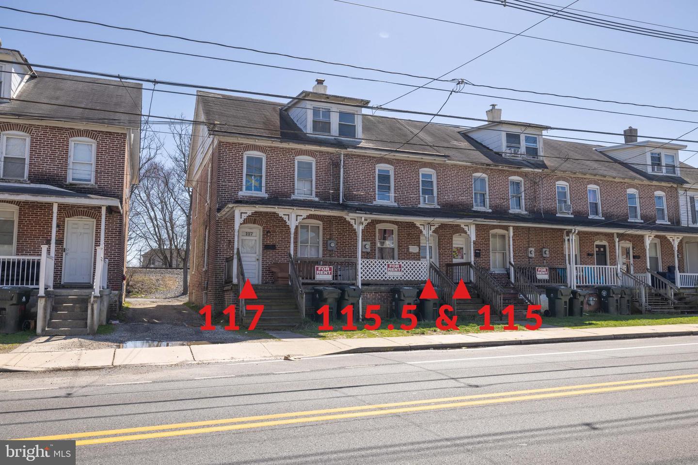 127 E Cleveland Ave Property Photo 3