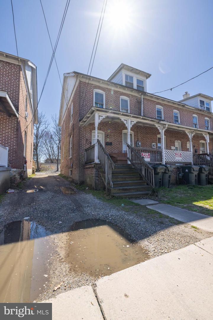 127 E Cleveland Ave Property Photo 9