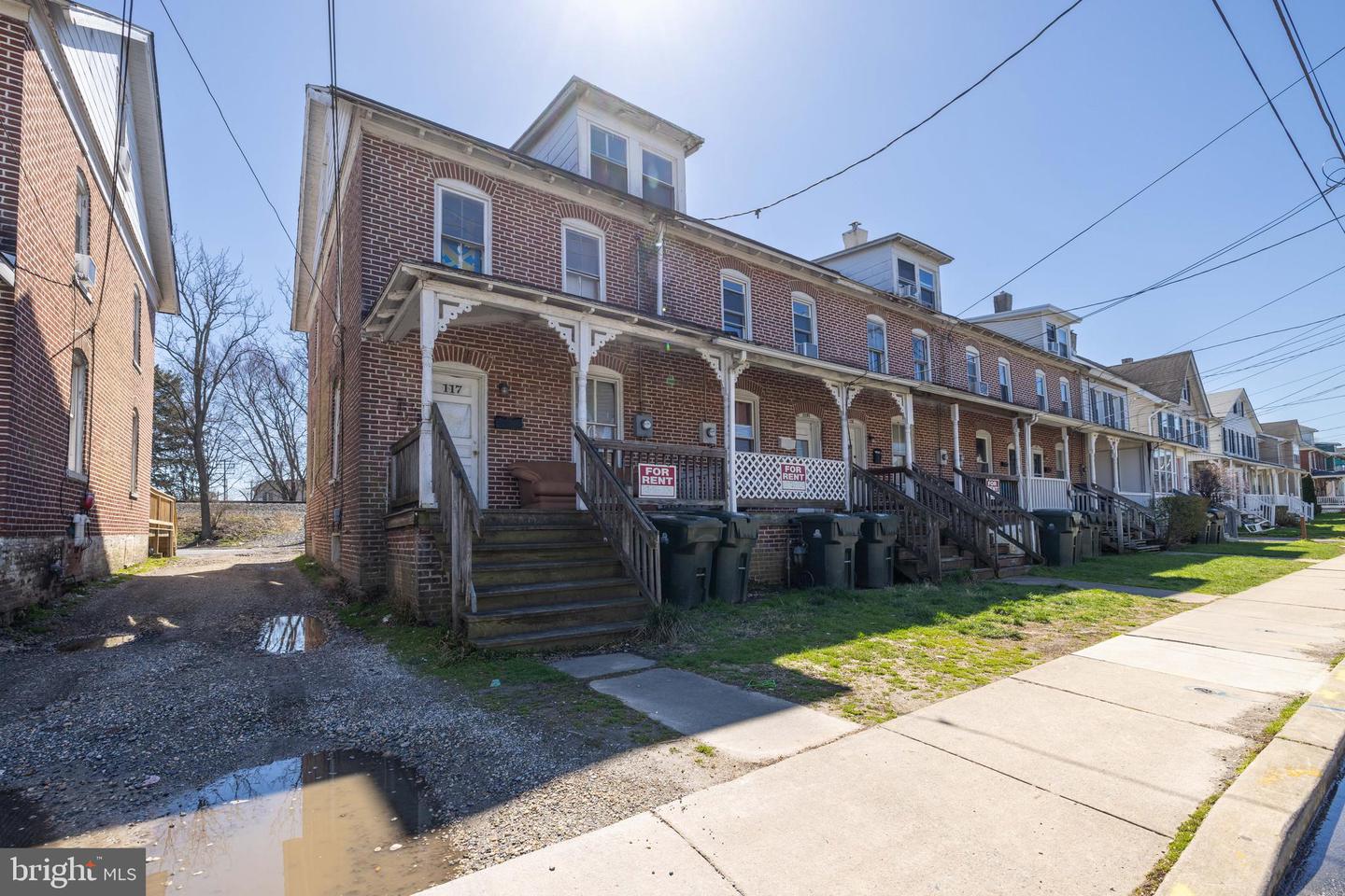 127 E Cleveland Ave Property Photo 11