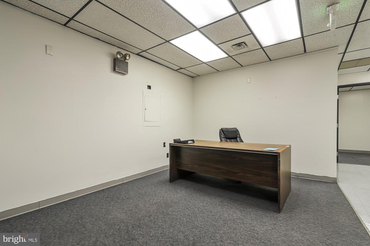 715 N King St Property Photo 14