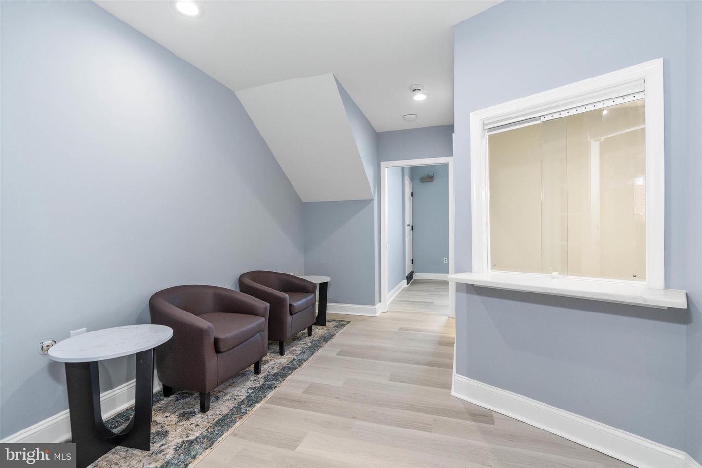 1815-unit W Thirteenth St #2 Property Photo 6