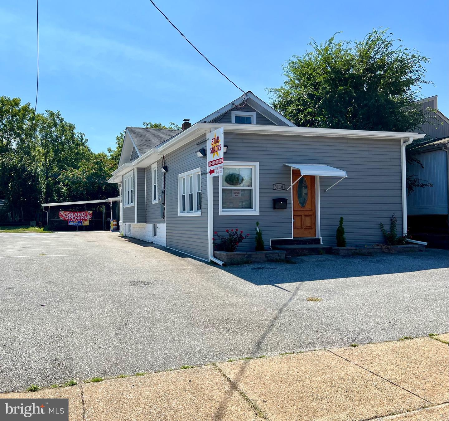 3110 Lancaster Ave Property Photo 1