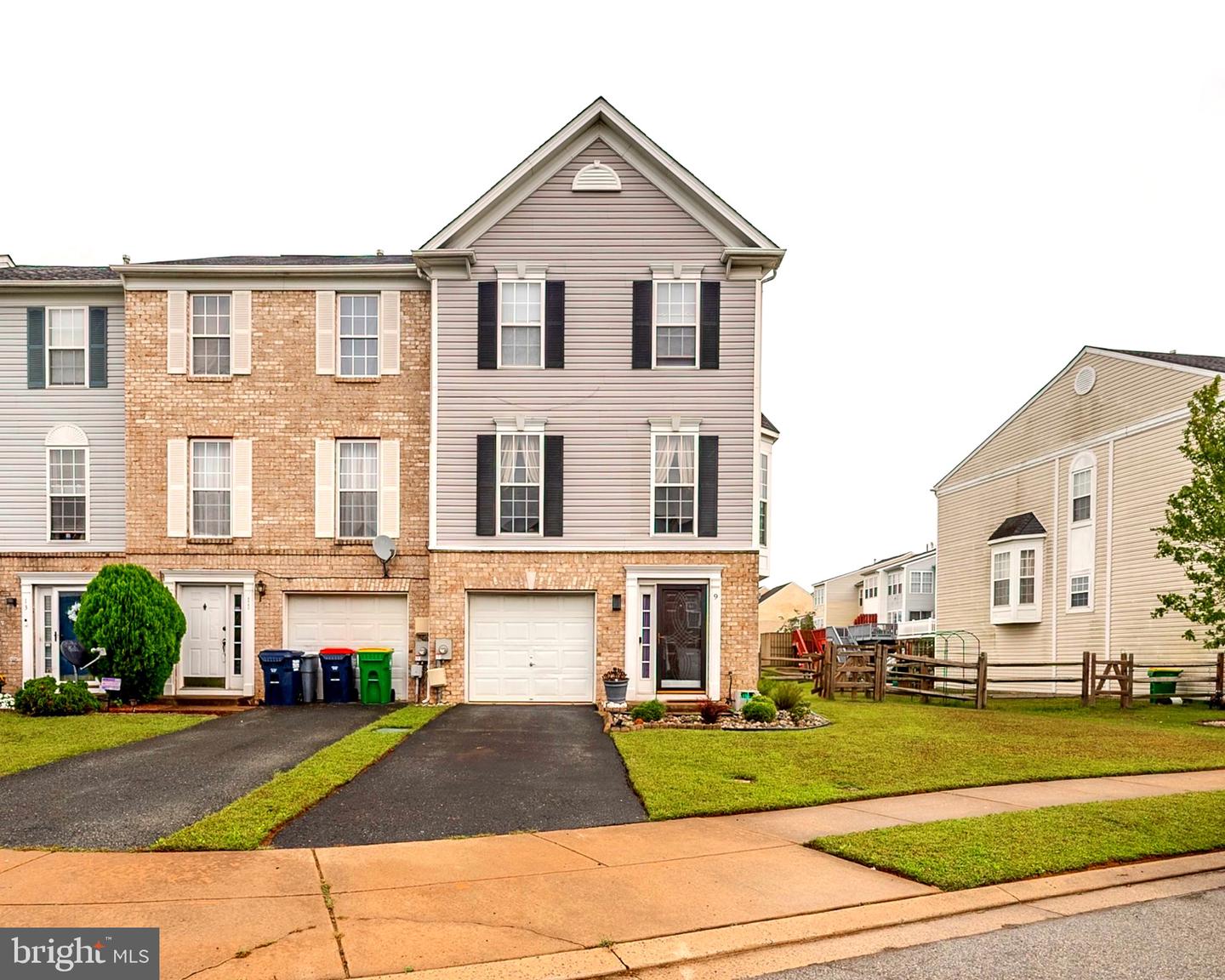 9 Demaret Ct Property Photo