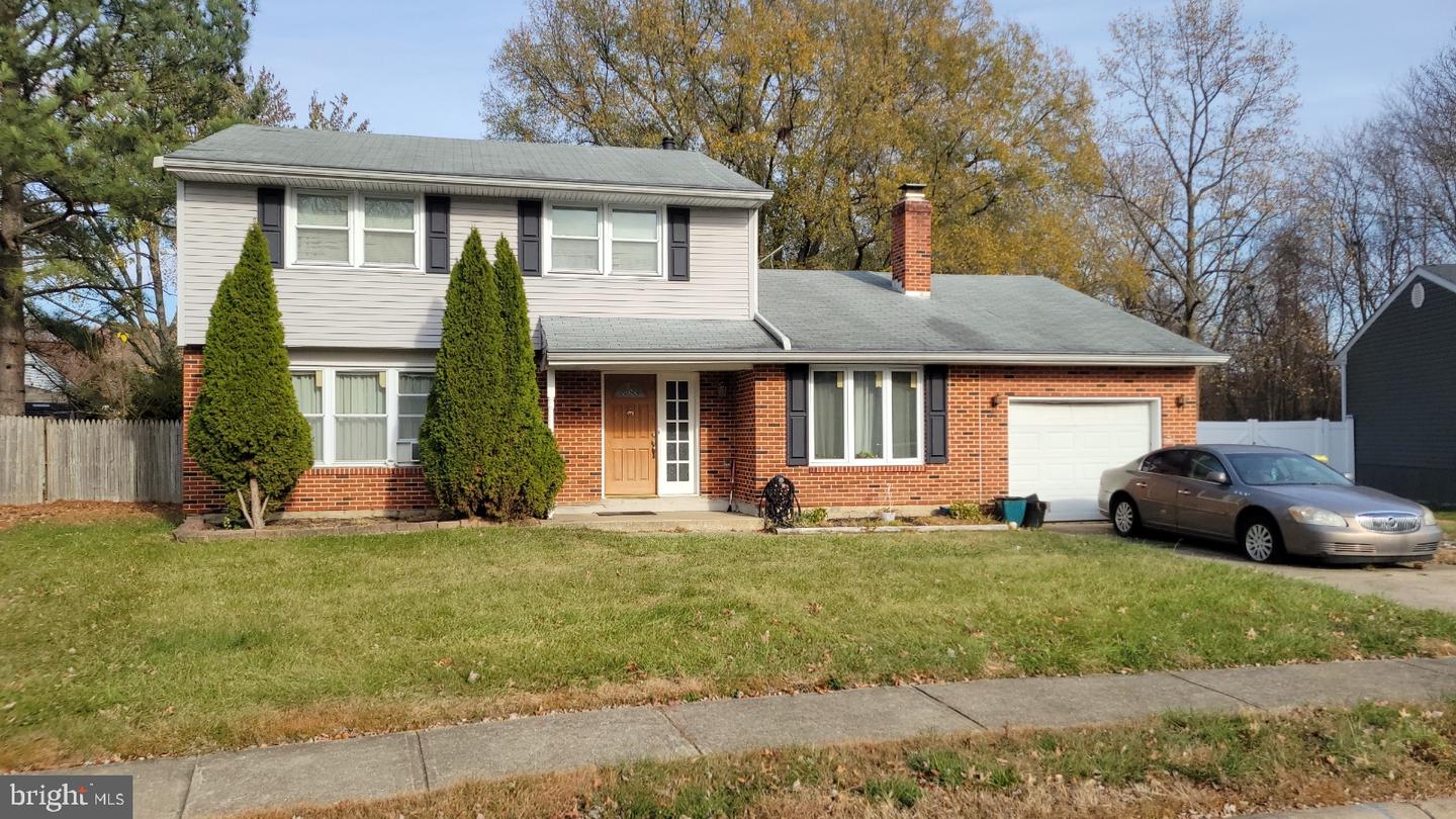 46 Upland Ct Property Photo