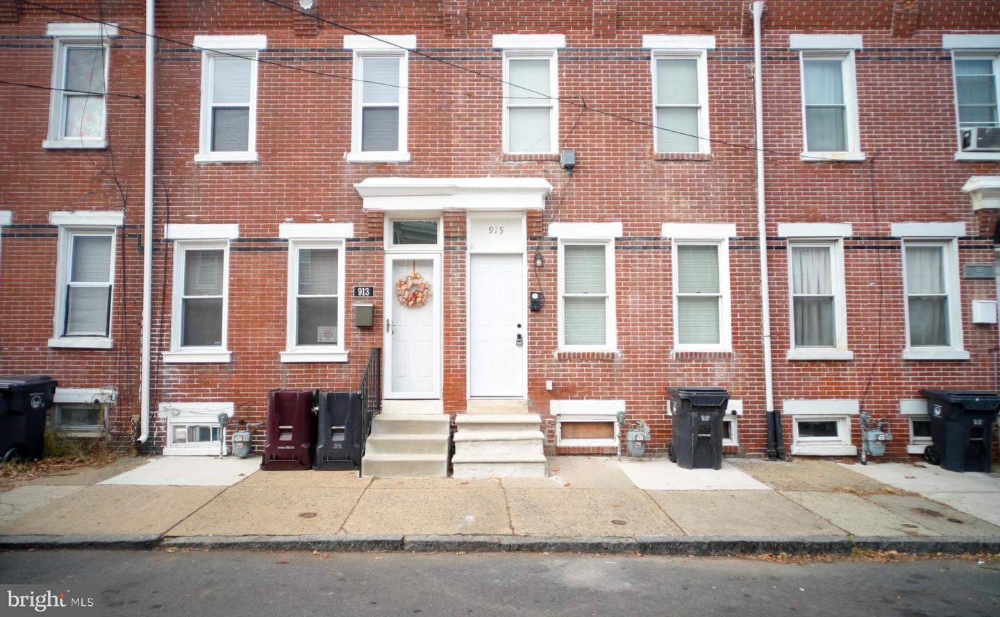 915 Kirkwood St Property Photo 1